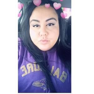 Meet your Posher, Samyra